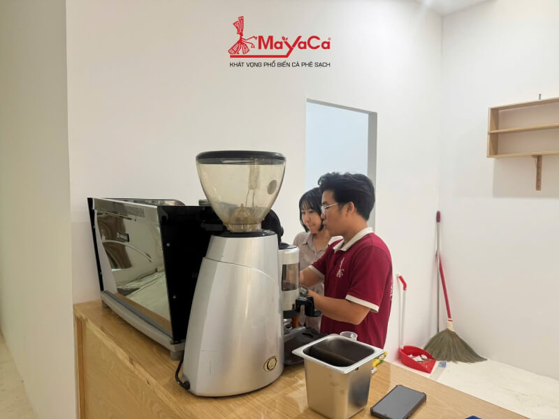 May-ca-phe-thanh-ly-cu-mayaca-2