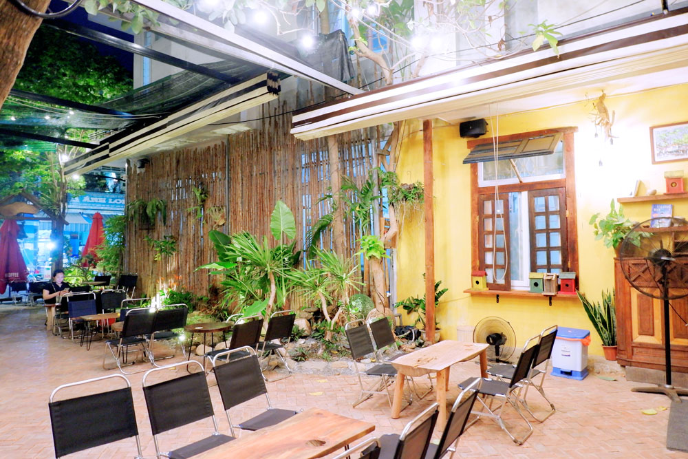 Mayaca-Garden-Cafe-131-Pham-Nhu-Tang 17