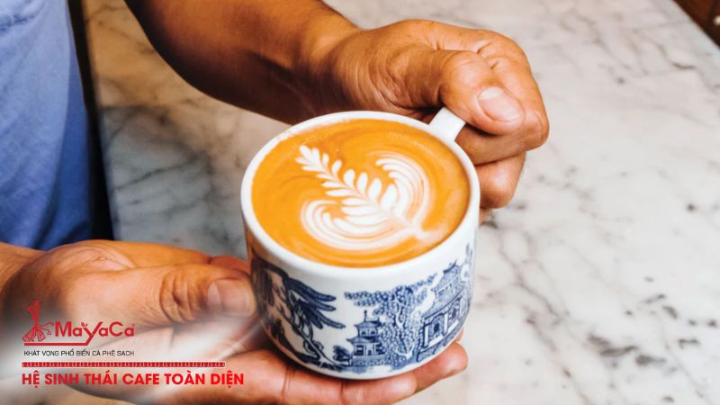 Latte-co-huong-vi-beo-nhe-it-gat-hon-ca-phe-den