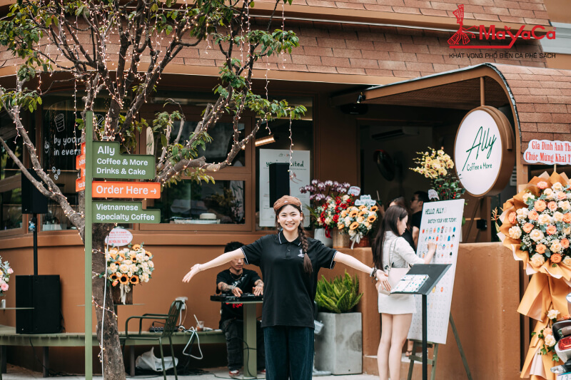 Mayaca-setup-team-dong-hanh-cung-ally-coffee-mayaca-3