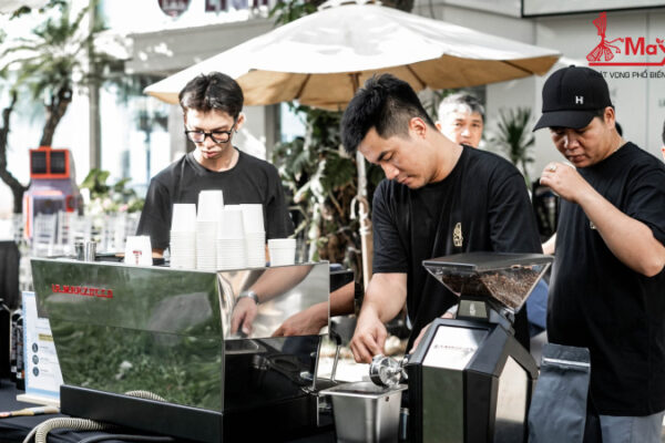 Hanh-trinh-mayaca-technical-x-la-marzocco-on-the-road-mayaca