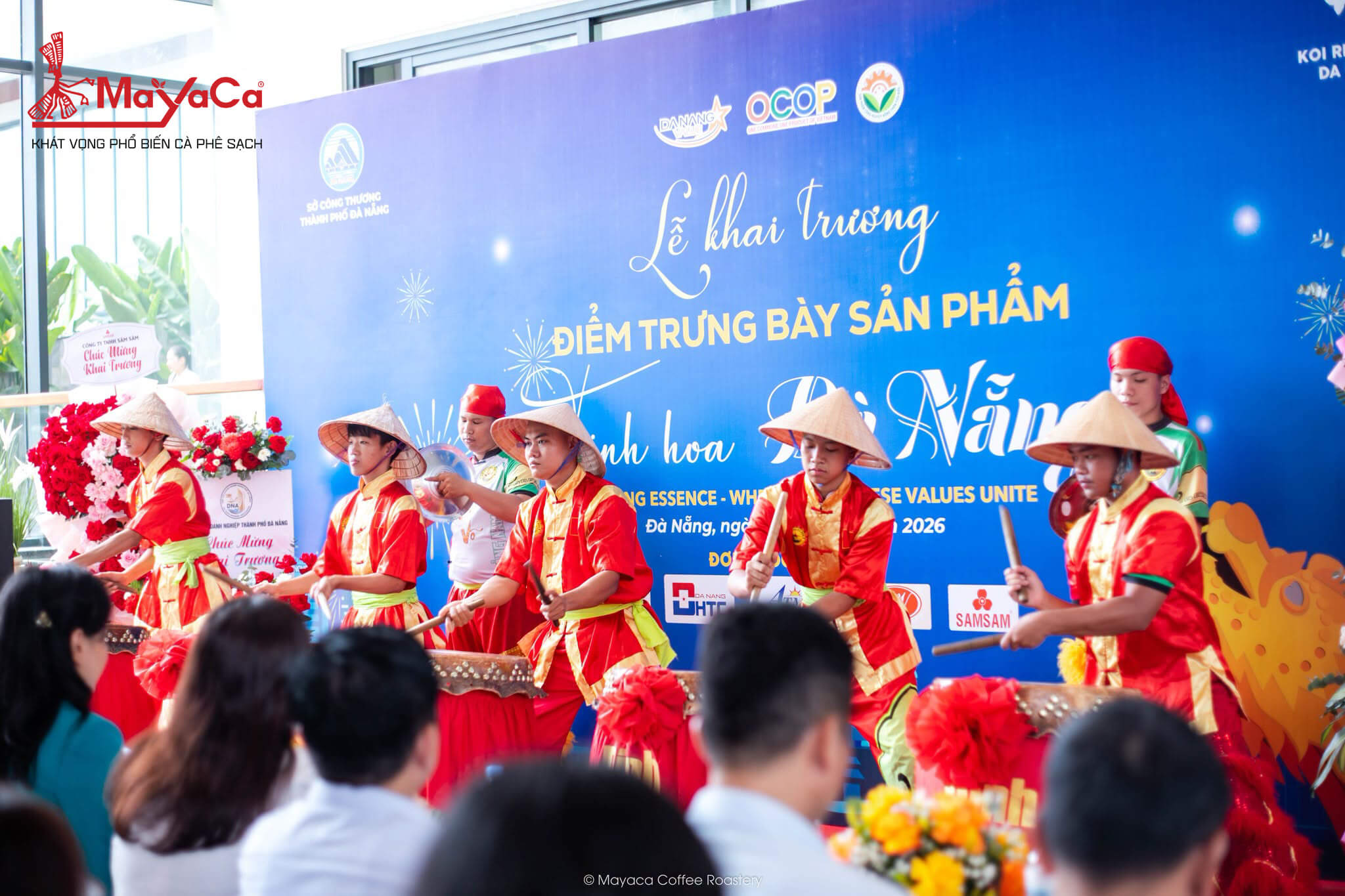 Tinh-hoa-da-nang-khong-gian-quang-ba-san-pham-dia-phuong-den-du-khach-5