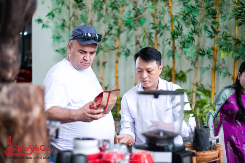 Tinh-hoa-da-nang-khong-gian-quang-ba-san-pham-dia-phuong-den-du-khach-mayaca-13
