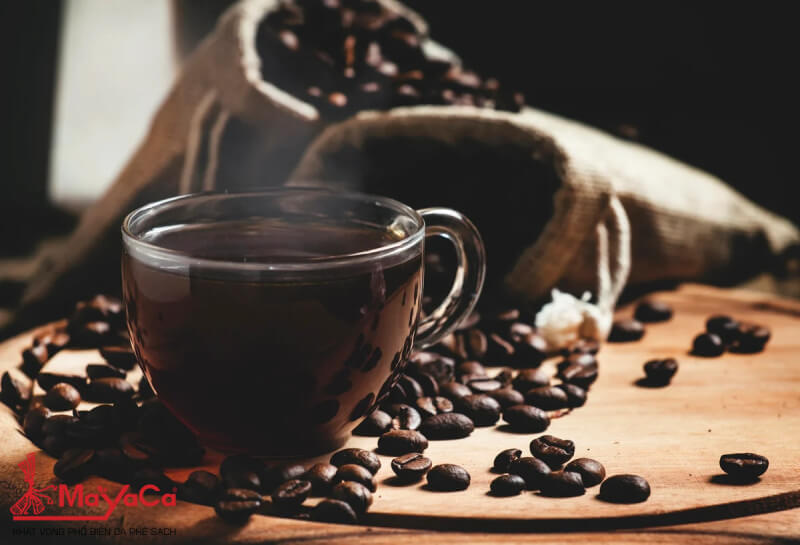 Uong-ca-phe-rang-xay-nhieu-co-tot-khong-mayacacoffee-1