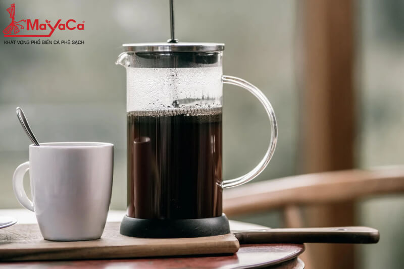 Uong-ca-phe-rang-xay-nhieu-co-tot-khong-mayacacoffee-2.